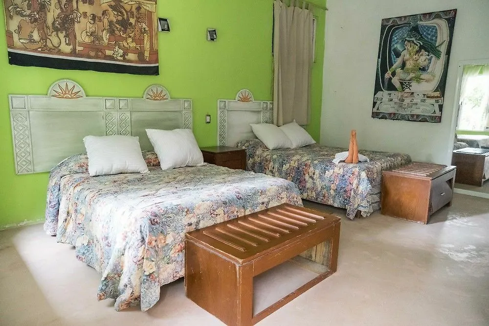Hotel Tulum Iguanas