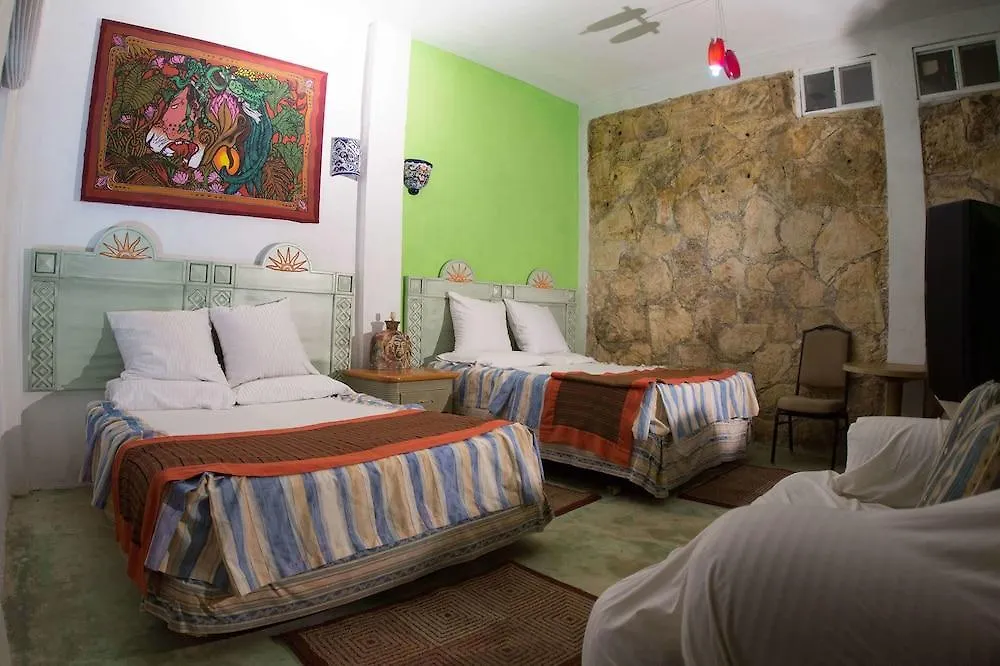 Hotel Tulum Iguanas
